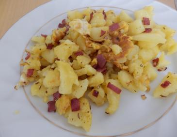 Erdäpfelgröstl Erdäpfelgröstl