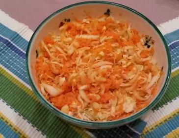 Chinakohl-Karottensalat Chinakohl-Karottensalat