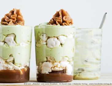 Trifle mit Matcha-Schlagobers und Maroni Trifle mit Matcha-Schlagobers und Maroni