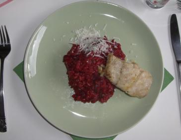 Seelachsfilet auf Rote-Rüben-Risotto Seelachsfilet auf Rote-Rüben-Risotto