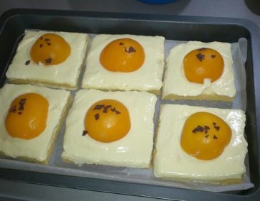 Spiegelei-Kuchen Spiegelei-Kuchen