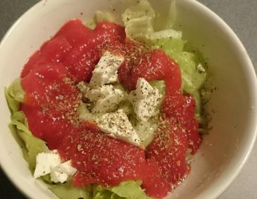 Leichter Schafskäse-Salat Leichter Schafskäse-Salat