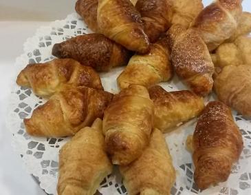 Croissants Croissants
