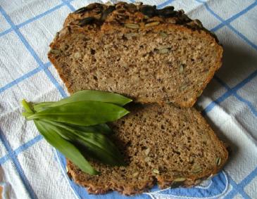 Körndlbrot mit Bärlauch Körndlbrot mit Bärlauch