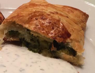 Spinat-Kartoffel-Strudel mit Käse Spinat-Kartoffel-Strudel mit Käse