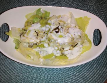 Salat mit Knoblauchdressing Salat mit Knoblauchdressing