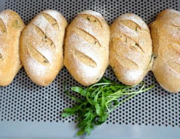 Pikante Kräuterbrötchen Pikante Kräuterbrötchen