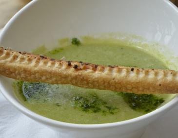 Schnelle Bärlauchsuppe Schnelle Bärlauchsuppe