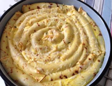 Palatschinken mit Spinat-Topfen-Füllung