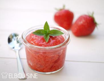 Erdbeer-Holunder-Sorbet Erdbeer-Holunder-Sorbet