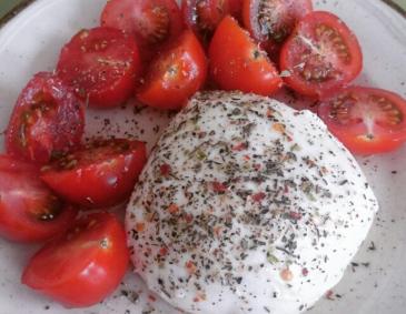 Mozzarella mit Tomaten Mozzarella mit Tomaten