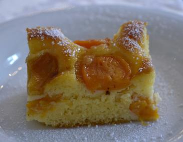 Marillenkuchen Marillenkuchen