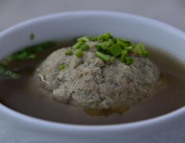 Leberknödelsuppe Leberknödelsuppe
