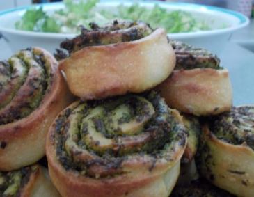 Bärlauchpesto-Schnecken Bärlauchpesto-Schnecken