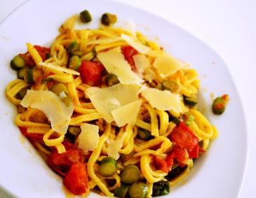 Pasta mit grünem Spargel Pasta mit grünem Spargel