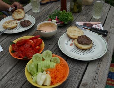 Gegrillte Burger selber basteln Gegrillte Burger selber basteln