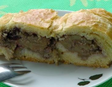 Weinteig-Apfelstrudel Weinteig-Apfelstrudel