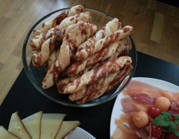 Käsestangerl Käsestangerl