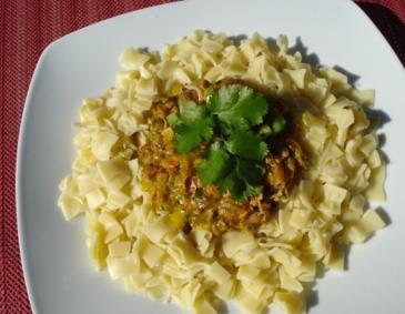 Nudeln mit Gemüsesauce Nudeln mit Gemüsesauce