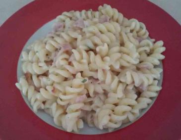 Pasta mit Käsesauce Pasta mit Käsesauce