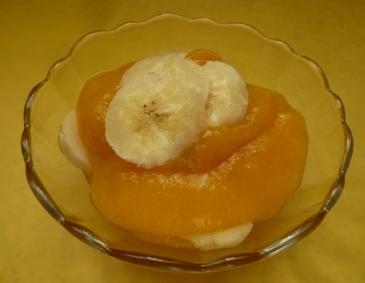 Babynahrung Mango-Bananenbrei Babynahrung Mango-Bananenbrei