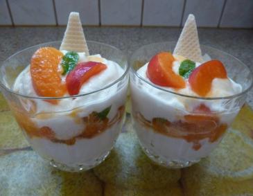 Marillen-Schicht-Dessert Marillen-Schicht-Dessert