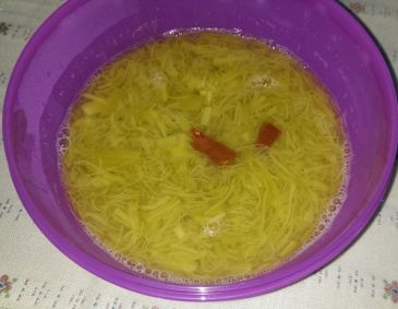 Rhabarberkompott mit Zimt und Nelken Rhabarberkompott mit Zimt und Nelken