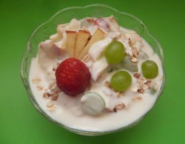 Müsli auf Bircher Art Müsli auf Bircher Art