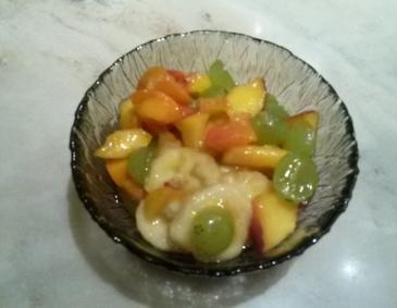 Obstsalat mit Geist Obstsalat mit Geist