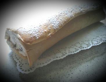 Blitz-Erdbeerroulade Blitz-Erdbeerroulade