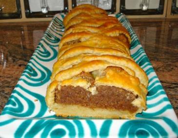 Blätterteig-Nussstrudel Blätterteig-Nussstrudel