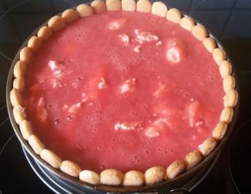 Erdbeernockerltorte Erdbeernockerltorte