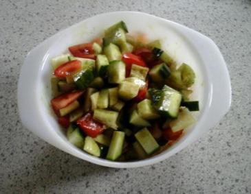 Gurke-Paprika-Tomatensalat Gurke-Paprika-Tomatensalat