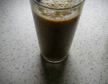 Pflücksalat-Pfirsich-Smoothie Pflücksalat-Pfirsich-Smoothie