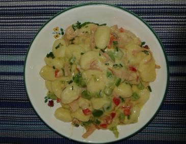 Frische Gnocchi mit Gemüse und Parmaschinken Frische Gnocchi mit Gemüse und Parmaschinken