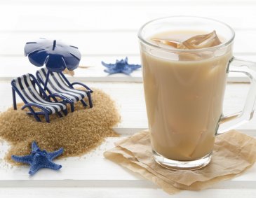 Iced Chai Latte Iced Chai Latte