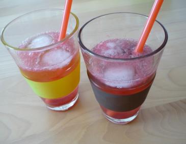 Vodka-Spritz mit Ribisel Vodka-Spritz mit Ribisel