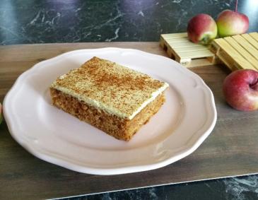 Saftiger Apfelkuchen Saftiger Apfelkuchen