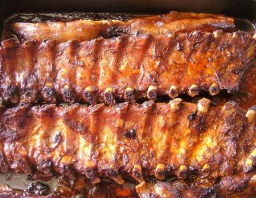 Marinierte, gebratene Spareribs Marinierte, gebratene Spareribs