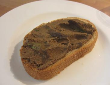 Crostini mit Geflügelleber Crostini mit Geflügelleber