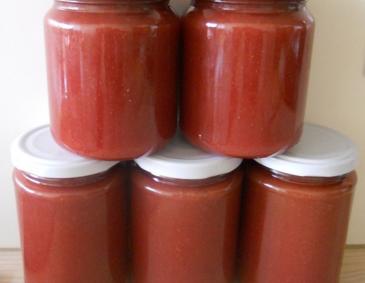 Erdbeermarmelade (schnell und einfach) Erdbeermarmelade (schnell und einfach)