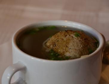 Leberknödelsuppe Leberknödelsuppe