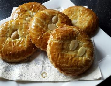 Marzipan-Küchlein Marzipan-Küchlein