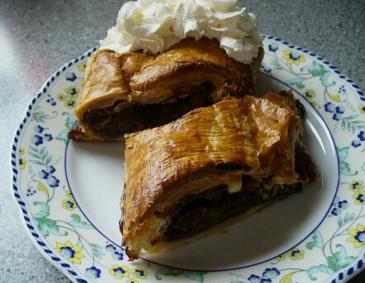 Zwetschkenmus-Marzipan-Strudel Zwetschkenmus-Marzipan-Strudel