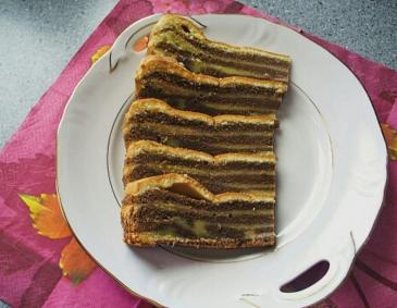 Indonesischer Gewürz-Speckkuchen Indonesischer Gewürz-Speckkuchen