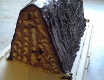 Buttercreme-Pyramide Buttercreme-Pyramide