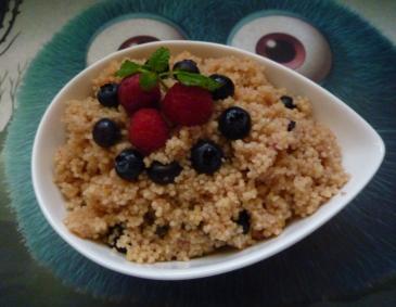 Couscous mit Beeren Couscous mit Beeren