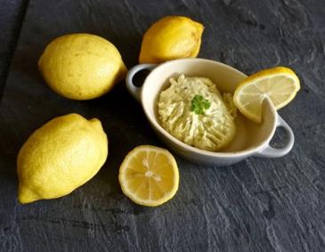 Zitronenbutter selbstgemacht Zitronenbutter selbstgemacht