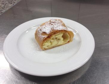 Milchrahmstrudel Milchrahmstrudel
