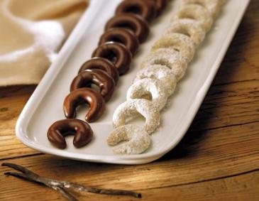 Kürbiskernkipferl hell und dunkel Kürbiskernkipferl hell und dunkel